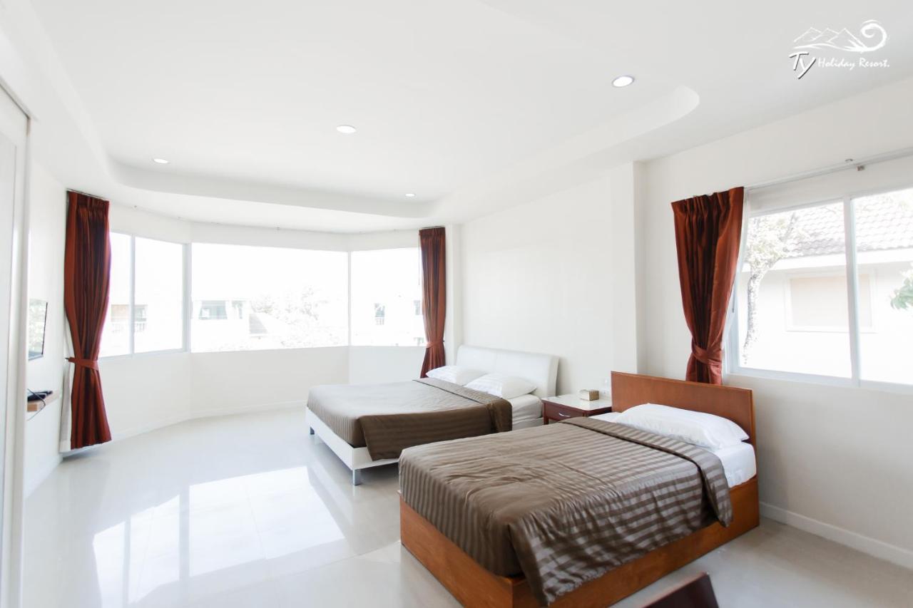 Ty Holiday Resort Pattaya Buitenkant foto